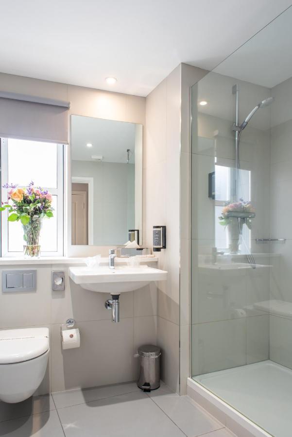 Premier Suites Reading Ngoại thất bức ảnh
